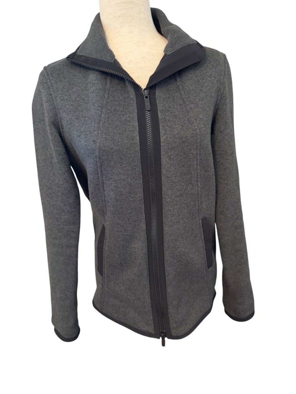 LULULEMON dark grey zip up woven sweater jacket pockets Size 4 EUC